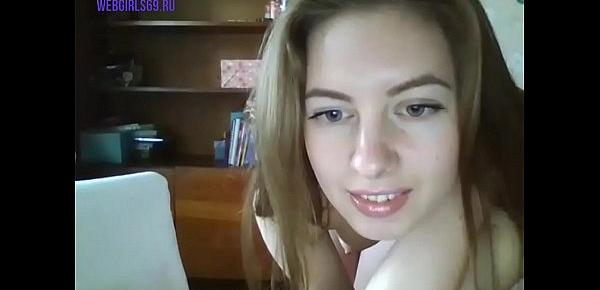  A modest young woman, lit up her Tits and ass on Skype